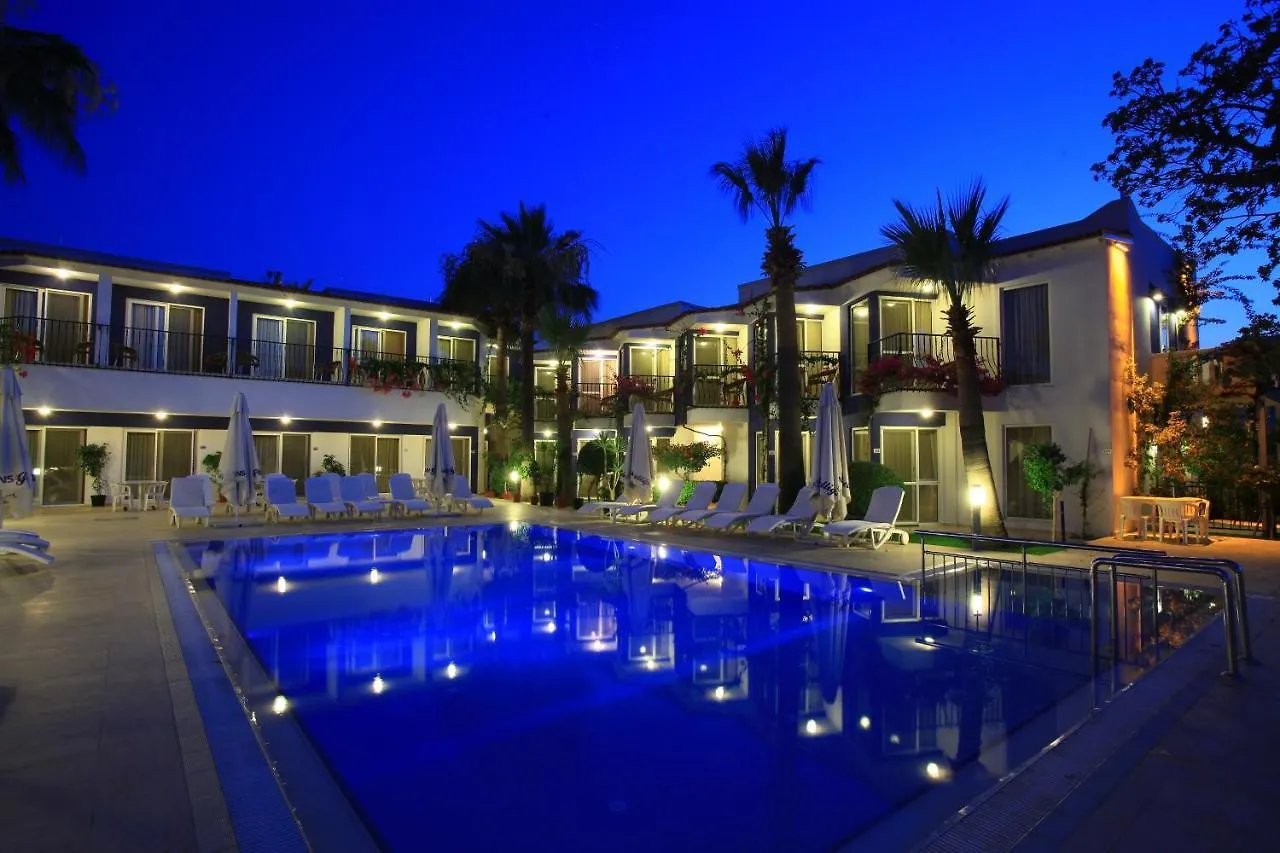 Catamaran Hotel Gündoğan