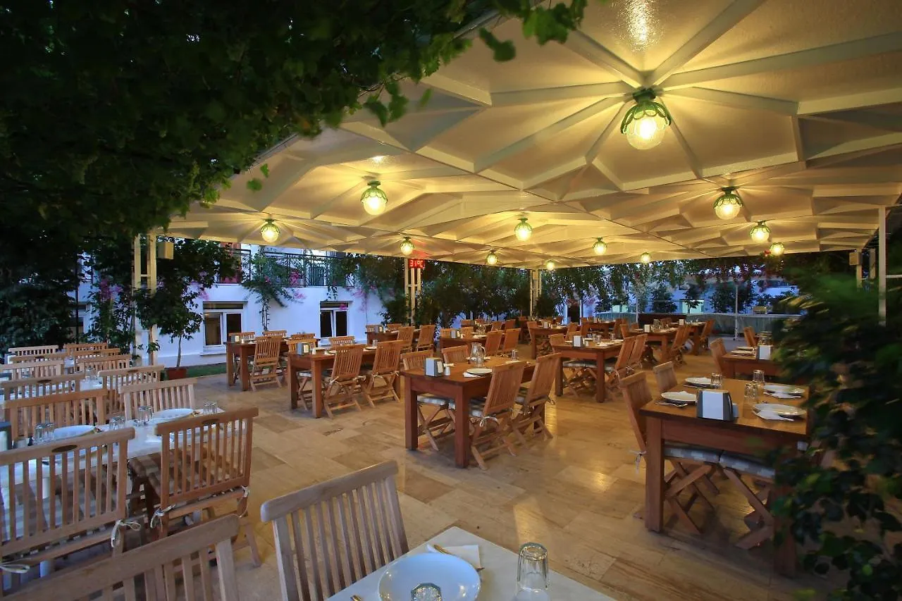 Catamaran Hotel Gündoğan