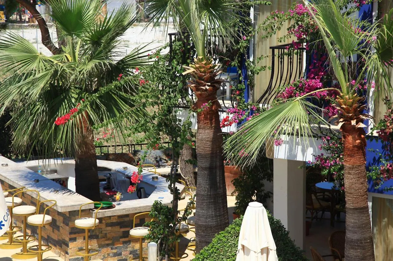 Catamaran Hotel Gündoğan