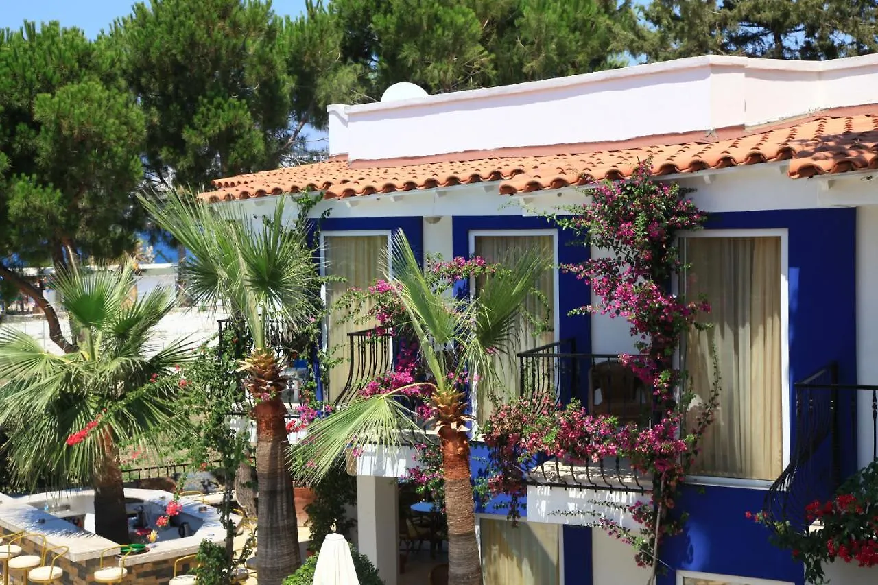Catamaran Hotel Gündoğan