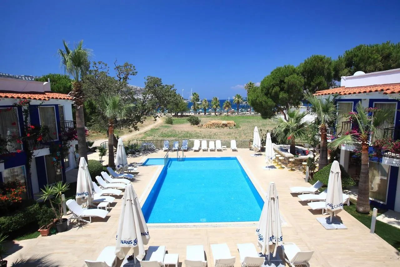 **  Catamaran Hotel Gündoğan Türkei